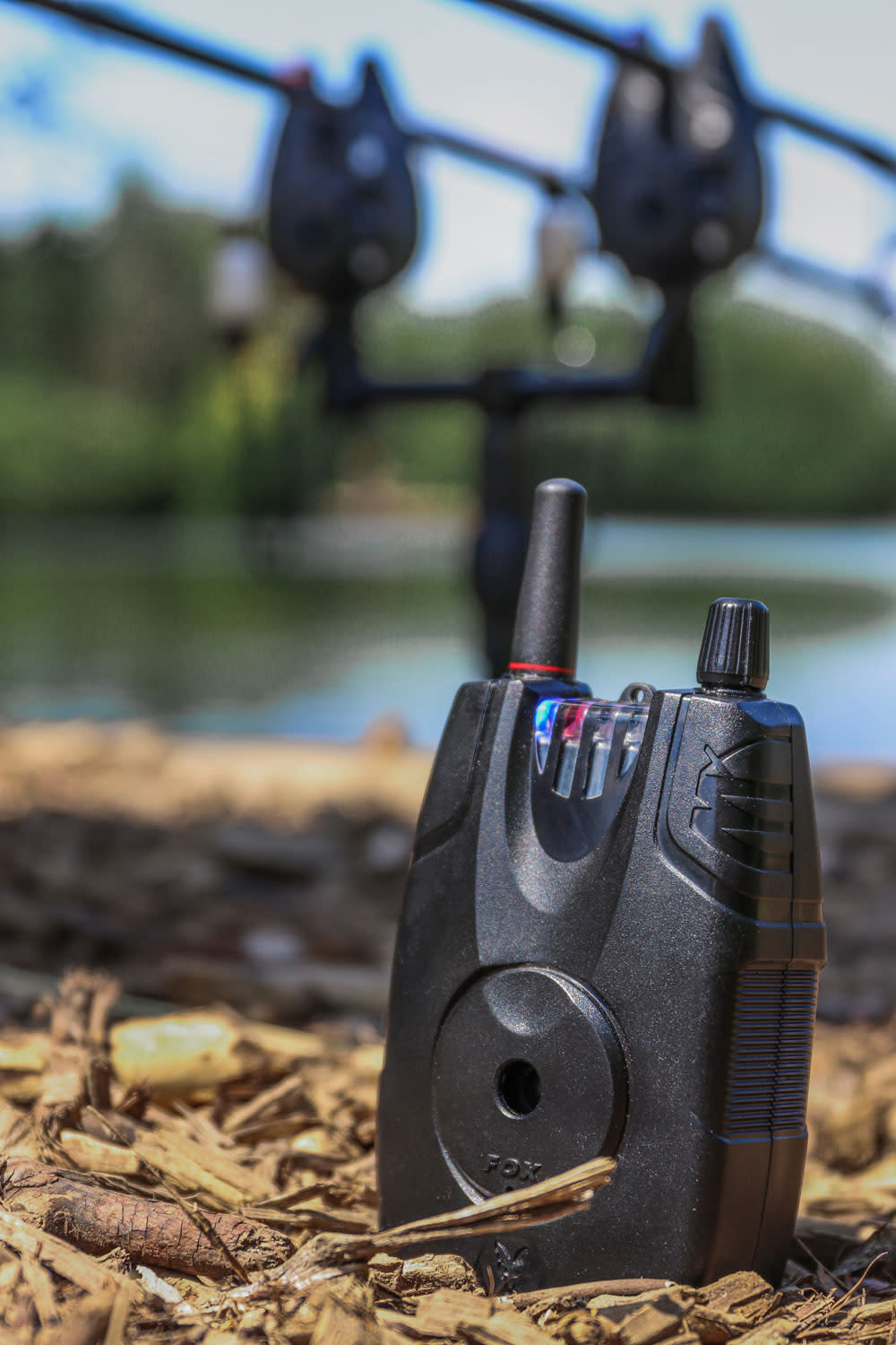 2 Bobine Indicatrici Morso E Fermacanna Per Pesca Carpa - TJR Tackle Con Catena Corta