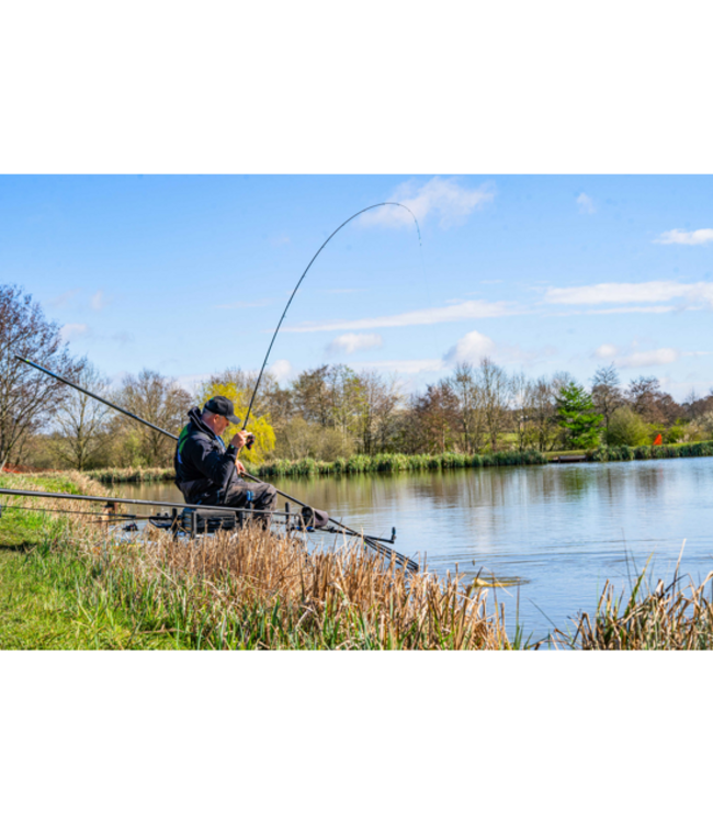 Preston Dura Carp Feeder (2 Teile)