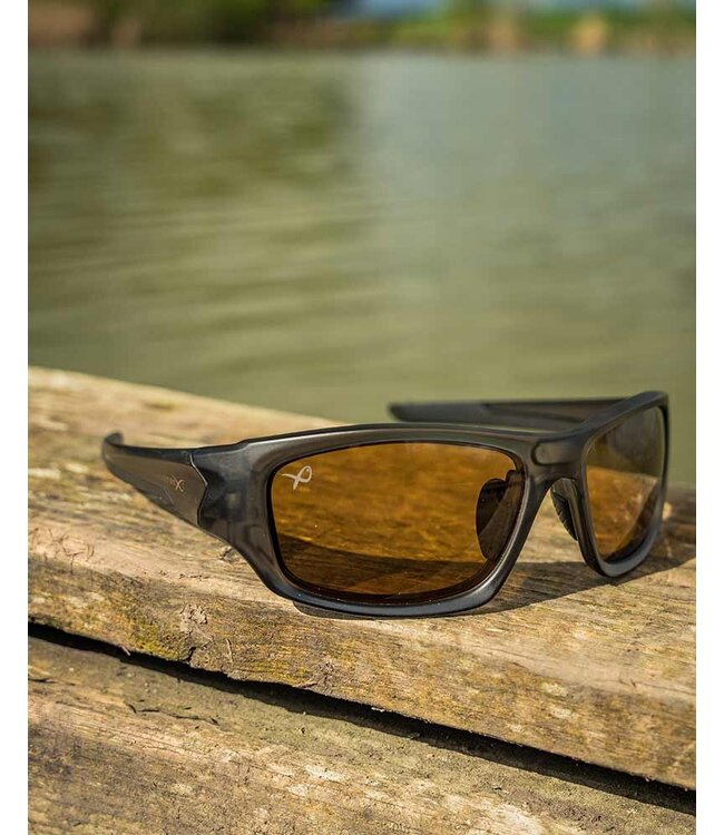 Matrix Polarisierte Sonnenbrillen Wrap Frosted Black - Braun