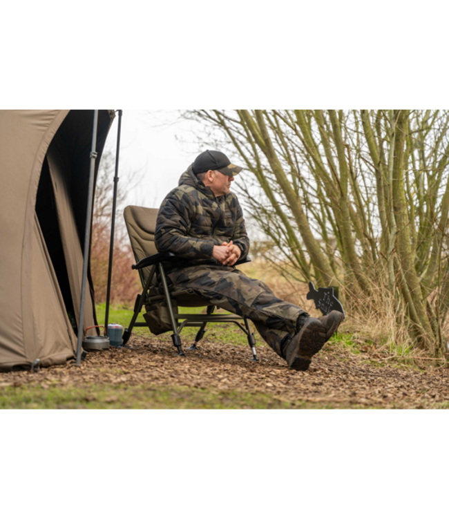 Avid Carp Revolve Armchair Standard