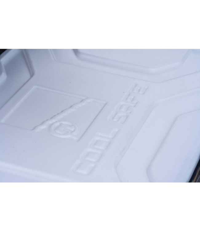 Preston Hardcase Cool Safe - White Edition