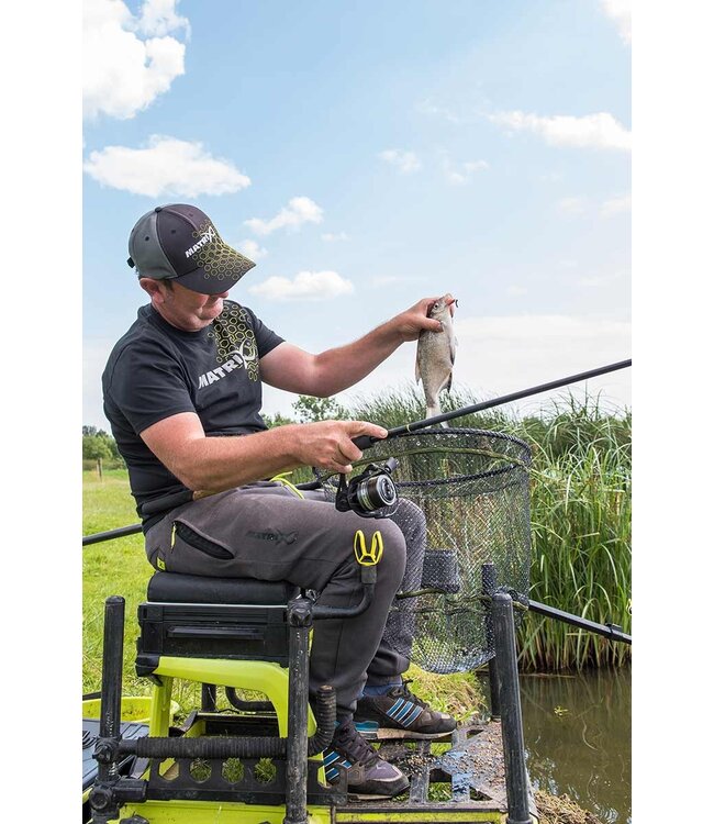 Matrix Aquos Ultra-X Feeder