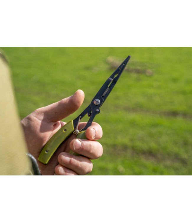 Korum Multi Tool 20,5cm met Quick Change Lanyard – Onthaak- en kniptang