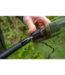 Korum Allrounder Multi Handle 3m – 2-teiliger Specimen Kescherstiel mit Gewinde an beiden Sektionen, 3K Weave Finish und Shrink Wrap Griff