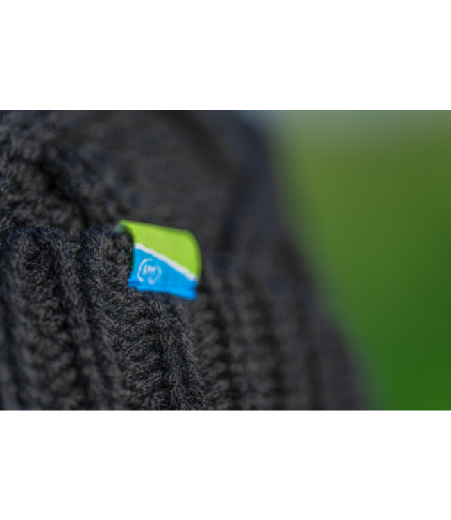 Preston Knitted Bobble