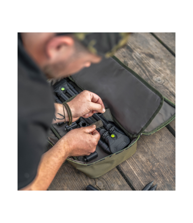 Avid Carp Revolve Super Low Pod