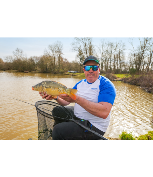 Preston Lightweight Blanc Raglan T-Shirt (2025)