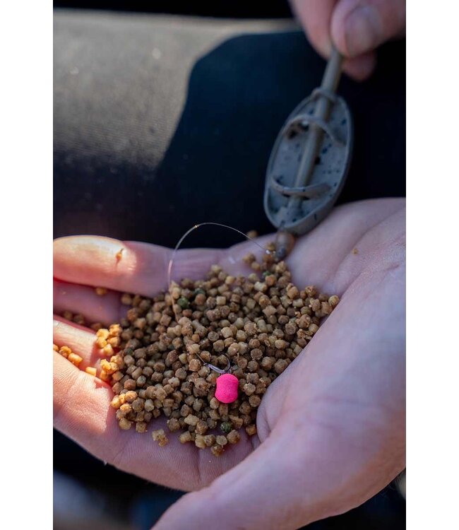 Matrix X7 Carp Method Eyed-Barbless (10 pcs)