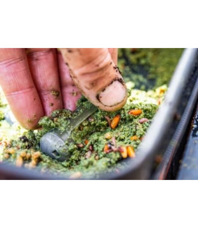 Guru Caged Window Feeder