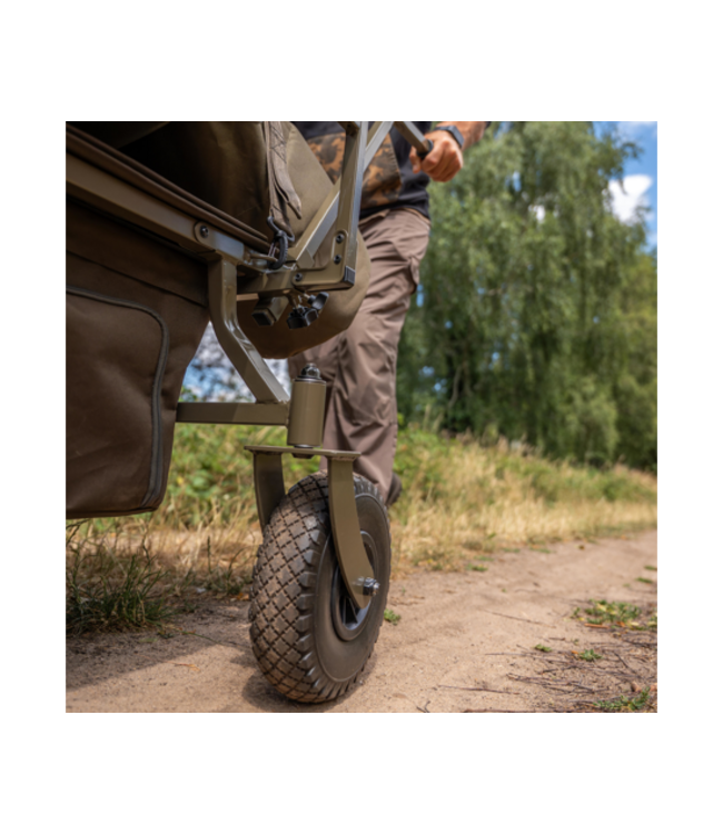 Avid Carp Transit Tri-Terrain Barrow – 3-Rad-Transportkarre mit abnehmbaren Taschen, verstellbarem Rahmen und 360° Lenkrollen