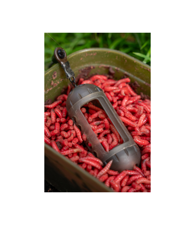 Korum Widow Maggot Feeder (1 pc) - Block-End-Feeder mit Window-Funktion