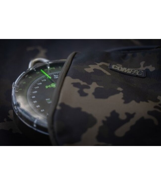 Korda Compac Scales Pouch Dark Kamo – Schutztasche für Waagen