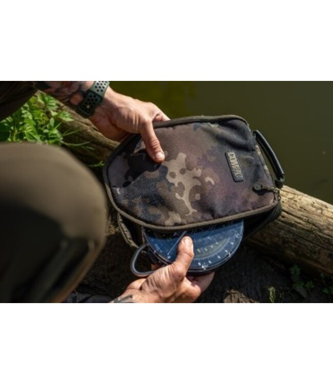 Korda Compac Scales Pouch Dark Kamo – Housse de Protection pour Balances