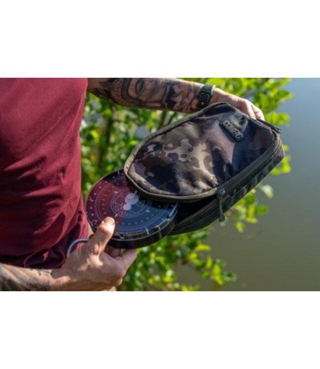 Korda Compac Scales Pouch Dark Kamo – Schutztasche für Waagen