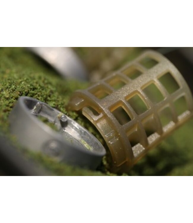 Guru X-Change Distance Feeder Caged