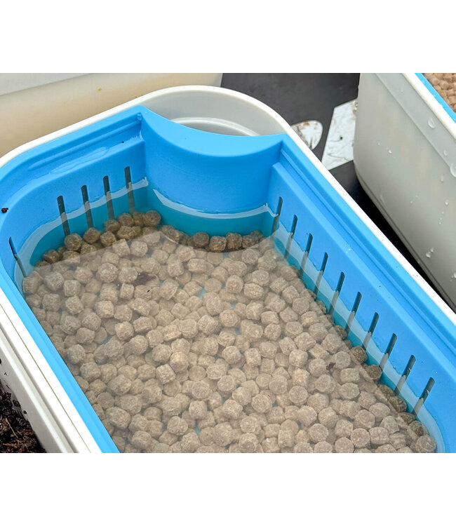 Cresta Aasdoos 600ml met Afsluitbaar Deksel en Drain