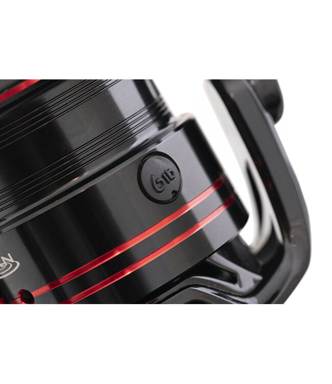 Drennan Red Range 4K Feeder Reel – Moulinet Feeder 4K Compact avec 5+1 Roulements, Frein Avant et Bobine Aluminium pour 100m de Ligne 6-8lb
