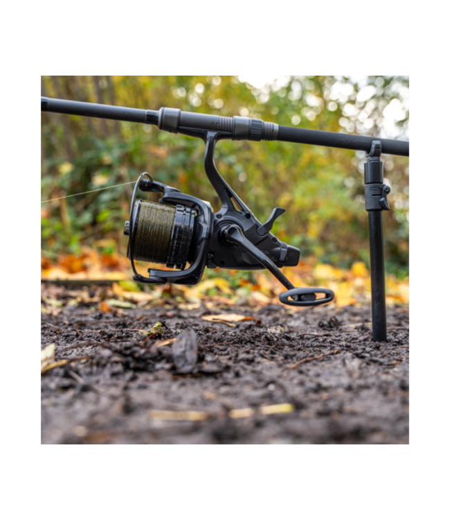 Avid Carp Revolve FS Reel 8000FS ou 12000FS – Moulinet Débrayable avec Slow Oscillation, Frein Avant Rapide, Débrayage Arrière et 5+1 Roulements Inox