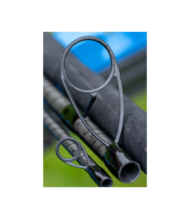 Preston Monster XTR Pro 3-delig 3.60m 175g, 3.80m 175g, 4.00m 200g of 4.20m 225g – Hoogwaardige Afstandshengel met X-Wrap Carbon Blank, Fuji Reelhouder en Amerikaanse Ogen