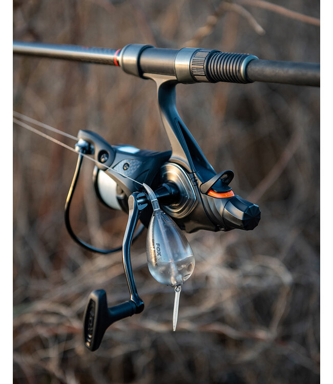 Fox EOS FS Reel 8000 FS – Moulinet Débrayable avec Capacité de 300m en 0,30mm, Ratio 4.9:1, 5 Roulements à Billes et 1 Roulement à Aiguilles