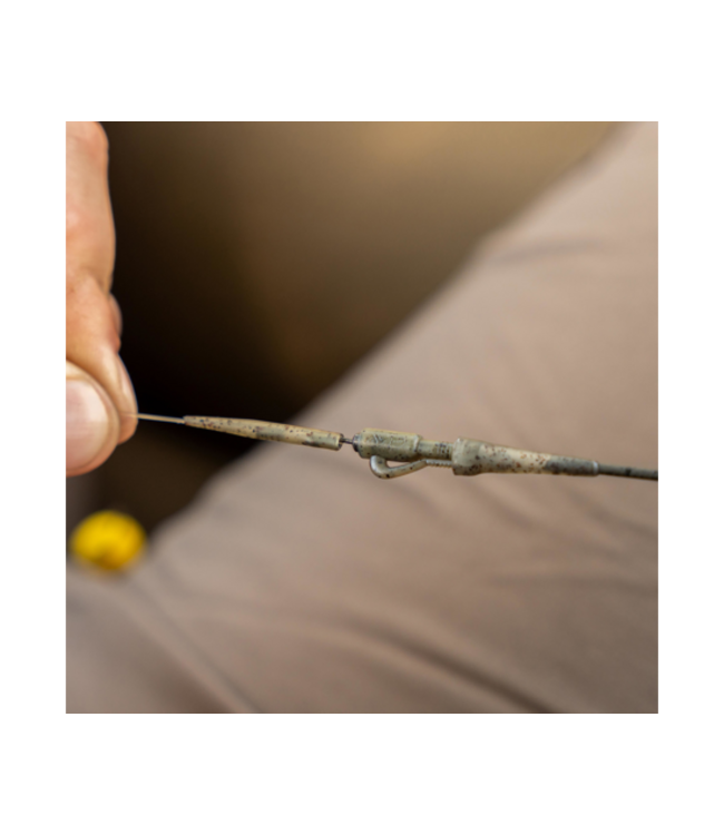 Avid Carp Outline FleckTone Anti-Tangle Sleeves 30mm – Camo Anti-Tangle Sleeves für QC Swivels und Bessere Rigmechanik beim Karpfenangeln