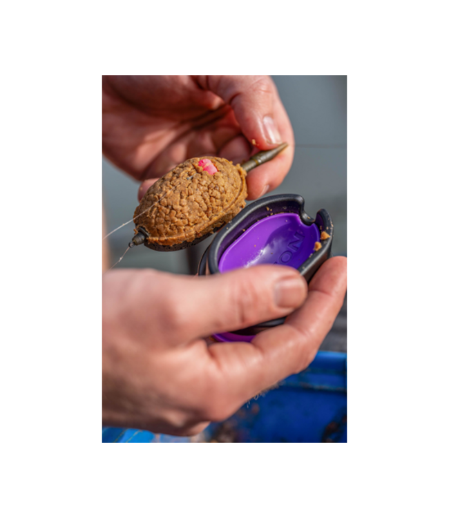 Preston ICS Method Mould XXLarge – Non-Stick Method Feeder Mal met Veerknop voor Perfecte Voerpresentatie
