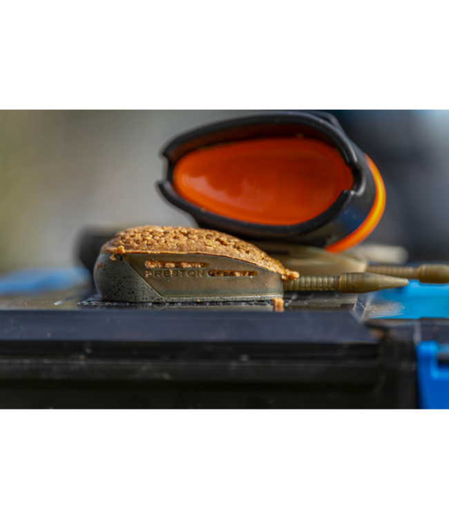 Preston ICS Banjo XR XLarge – Grote Inline Method Feeder met ICS Compatibiliteit, Forward Loading Design en Hoge Aascapaciteit