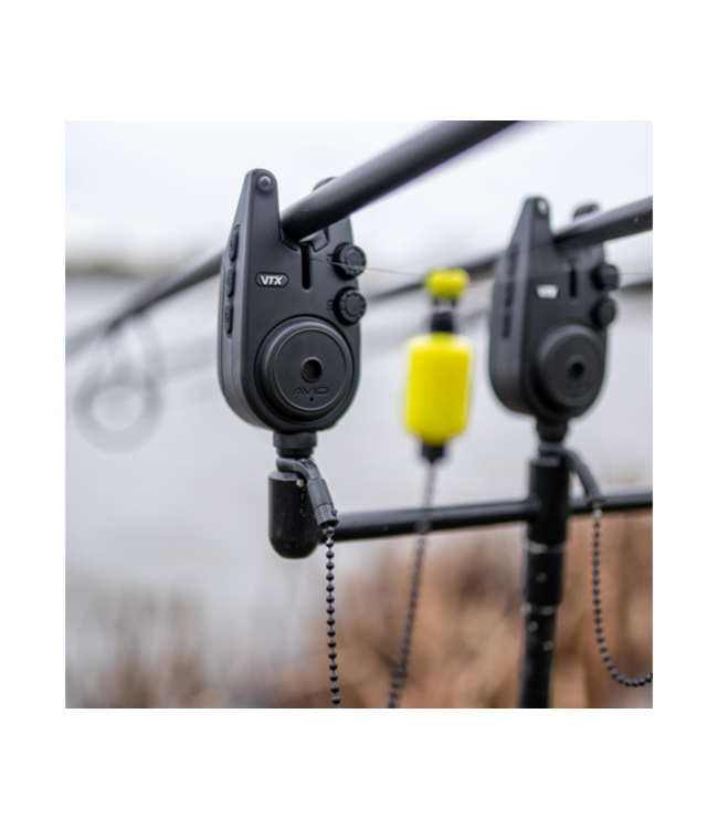 Avid Carp VTX Bite Alarm Set – Coffret Détecteurs Sans Fil avec Portée 150m, 8 Sensibilités, Anti-Theft Alert et Centrale