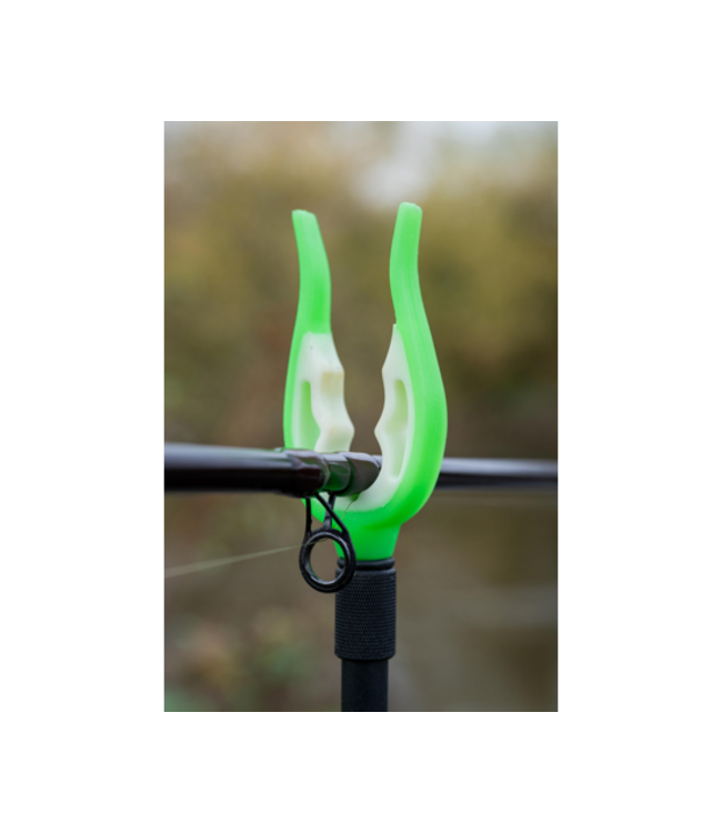 Zebco After Dark Luminous Gripper Rest – Support Canne Glow in the Dark avec Bords Hauts pour Maintien Sécurisé