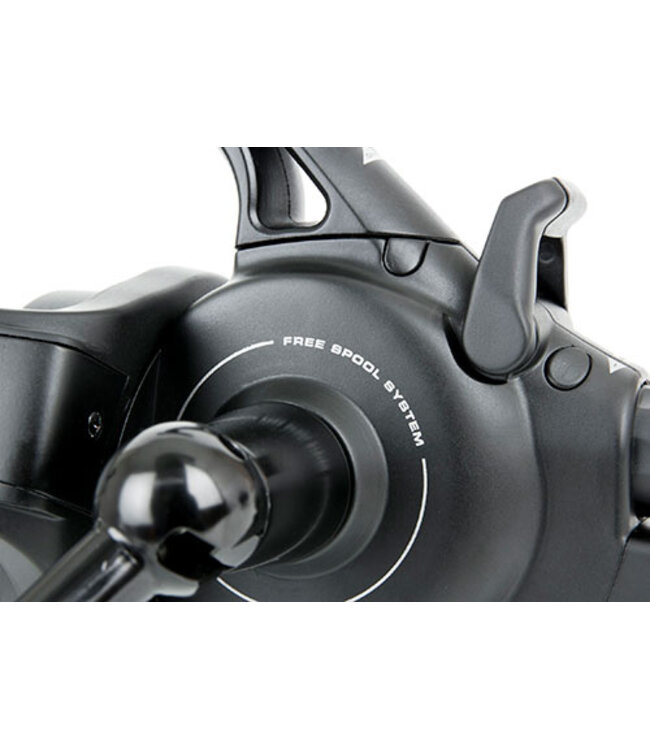 Fox EOS Reel 12000FS – Matzwarte Vrijloopmolen met Freespool, Quick Front Clutch, 10+1 Lagers en Pro Cast Lip Spoel