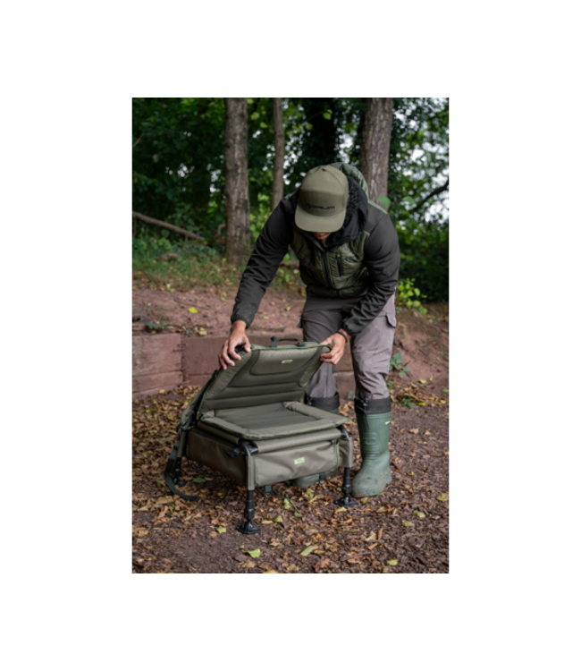 Korum Progress Ruckchair SS – Chaise de Pêche avec Cadre Acier, Carryall Intégré, Bretelles Sac à Dos et Fond Rigide