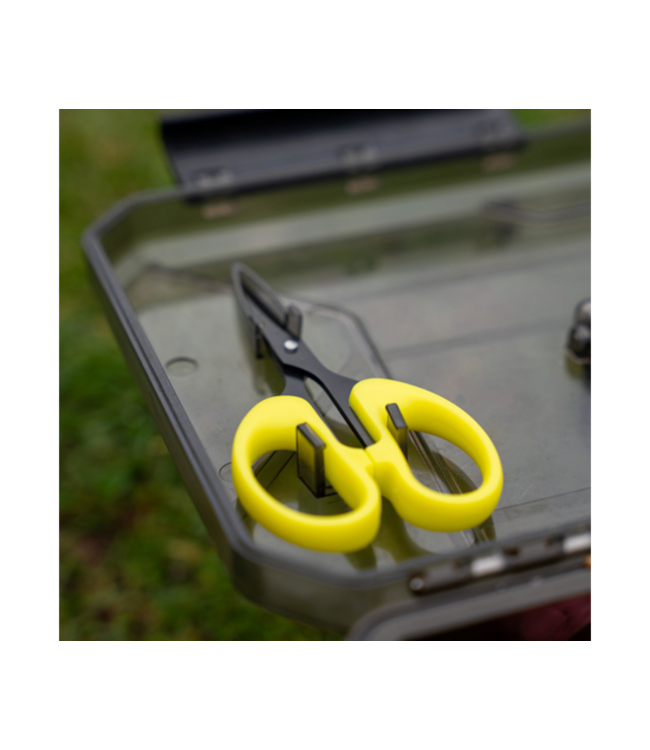 Avid Carp Reload Utility Box – Weather-Sealed Utility Box met Uitneembare Tray, Verdelers en Titanium Retracta Tools