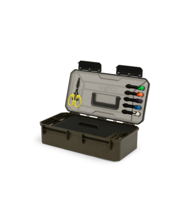 Avid Carp Reload Utility Box – Weather-Sealed Utility Box met Uitneembare Tray, Verdelers en Titanium Retracta Tools