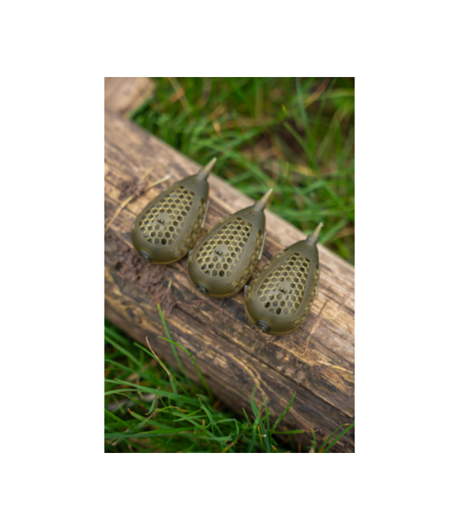 Korum Camo Grub Feeder – Verwisselbare Camouflage Maggot Feeder met Inline Insert System en Pop-Up Pincher