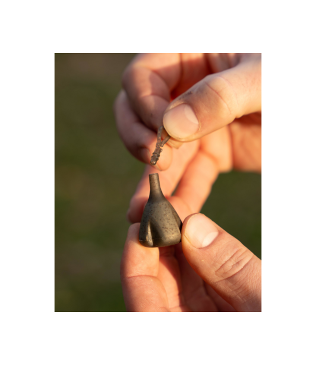 Avid Carp Conceal Back Leads – Back Leads mit Secure Clip Design und TPE Outline FleckTone Coating für abgesenkte Schnüre