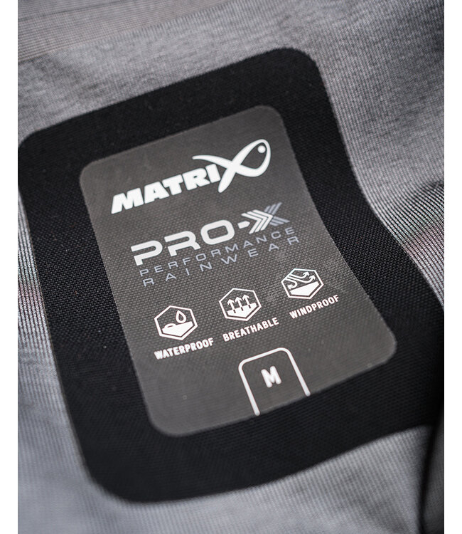 Matrix Pro-X Outer Shell Jacket – Waterdichte en Ademend Wedstrijdjas met 25K Bescherming en Kortere Body voor Zitcomfort
