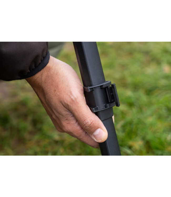Korum Deluxe River Tripod 3 Rod Wide – Extra Stabiele Hengelsteun voor 3 Hengels