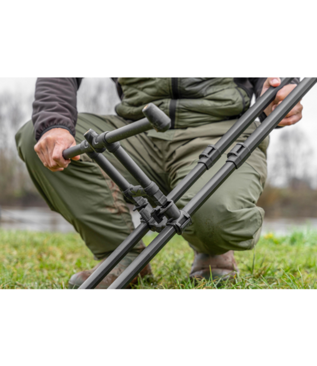 Korum Deluxe River Tripod 3 Rod Wide – Trépied Très Stable pour 3 Cannes