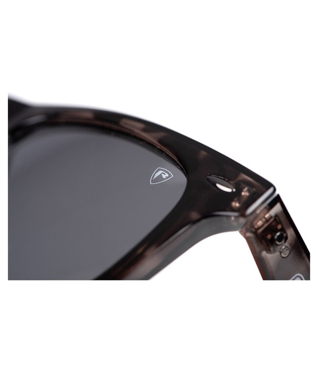 Fox Rage Trans Camo Grey Lens – Lunettes polarisantes pour la pêche des carnassiers
