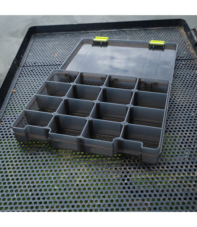 Matrix Medium 16 Compartment Shallow – Boîte à accessoires 28x22x4,5cm