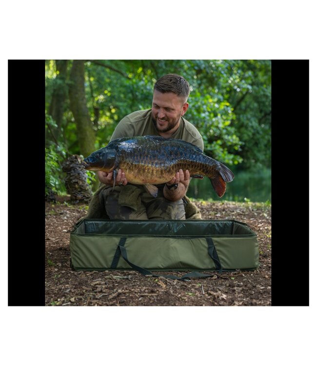 Korum Expedition Folda-Weigh Mat – Tapis de Réception et de Pesée Pliable