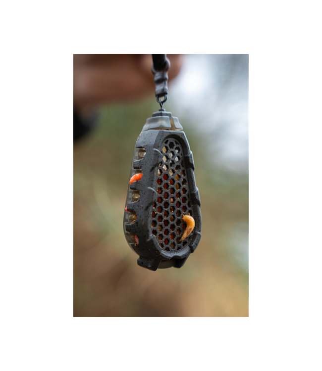 Korum Bait Gripper Feeder 90-220g – Lage voerkorf voor sterke stroming