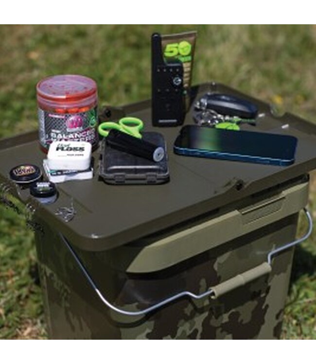 Korda Bucket Table – Opvouwbare Emmertafel voor 5L & 17L Buckets