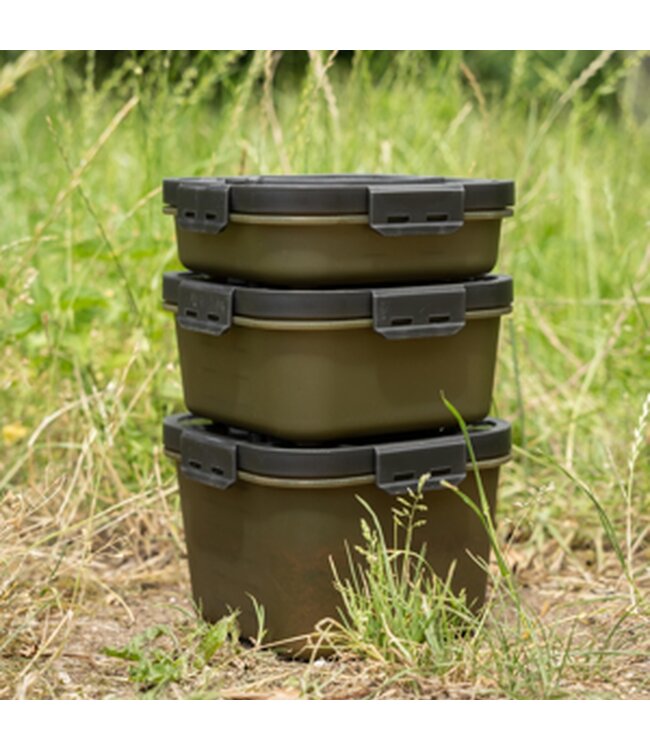 Korum Click Lock Bait Tub – Stapelbare Aasdoos met Ventilatie