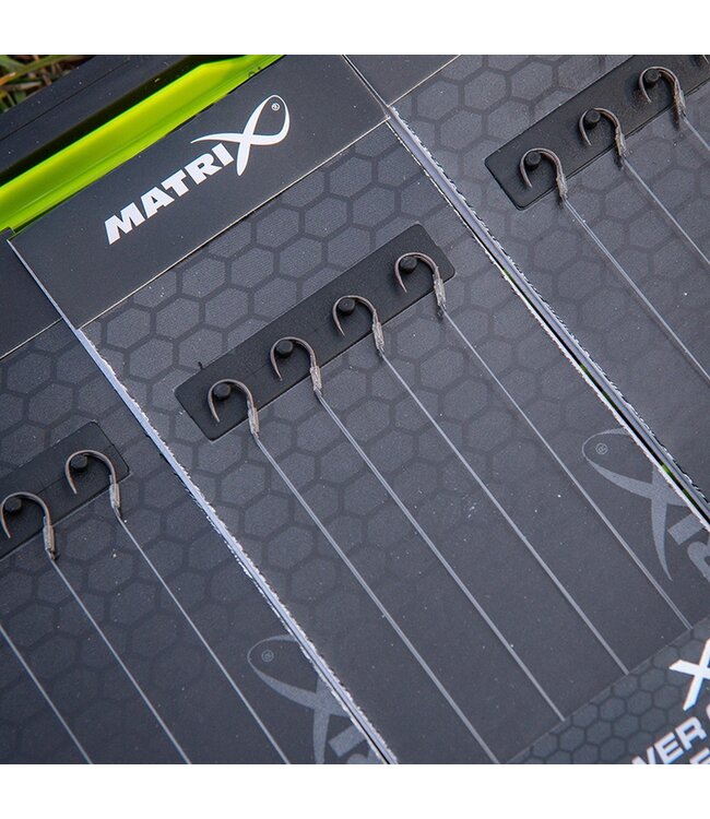 Matrix X3 Power Carp Edge 15cm Barbless – Sterke Karperonderlijnen 8st.