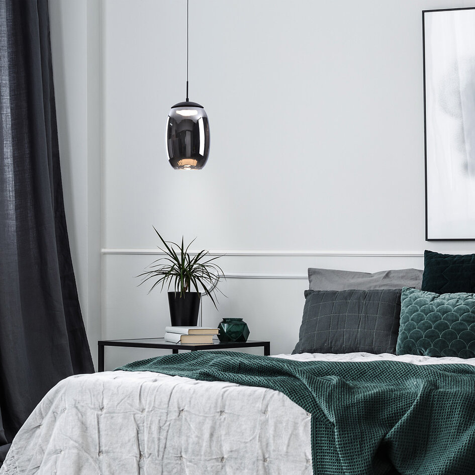 Schwarze Hängelampe Nadine mit Rauchglas und 3-stufiger Dimmung