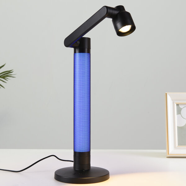 Schwenkbare Tischlampe Amira mit smarter Tuya-App