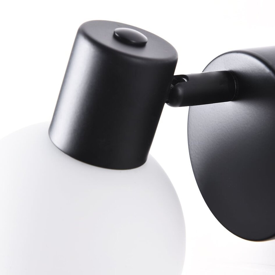 Wandspot mit Milchglas - Pilou