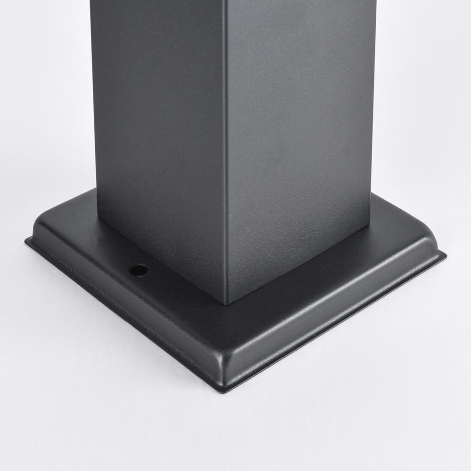 Edelstahl-Steckdosensäule mit Leuchte - quadratisch mit 4 Steckdosen