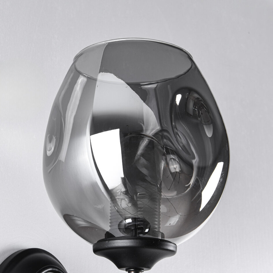 2-flammige Wandleuchte Schwarz mit Rauchglas - Leandra